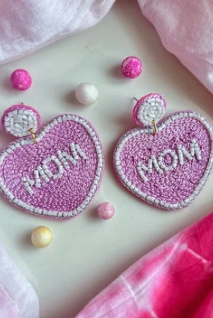 mom-pink-beaded-earrings