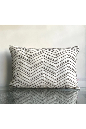 hand-embroidered-metallic-zig-zag-lines-pattern-art-silk-cream-lumbar-cushion-cover-size-12x18