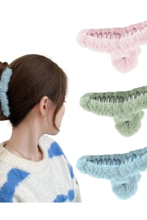 lykaa-soft-faux-fleece-fur-large-hair-clutcher-hair-claw-clips-hair-accessories-for-women-pack-of-3-multi