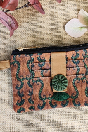 front-card-wallet-kalamkari-brown-garden