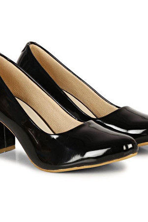 ishransh-black-womens-pumps-heels-none