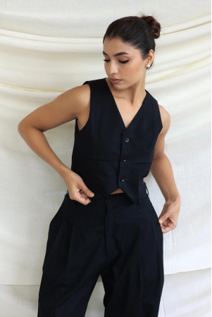 black-tailored-waistcoat-xs-waist-coat-s