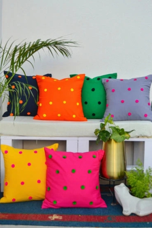 pompom-cushion-covers