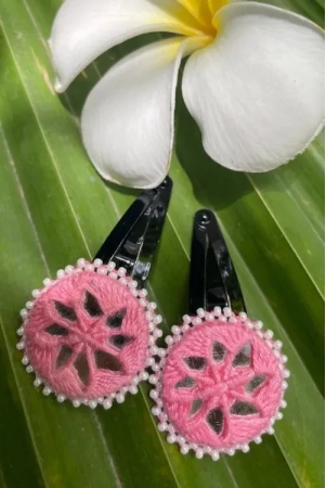 antarang-handcrafted-black-tic-tac-pins-by-divyang-rural-women-pink