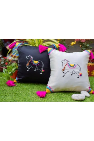 pichwai-cow-cushion-cover