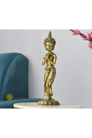 namaste-pose-women-statue-gold