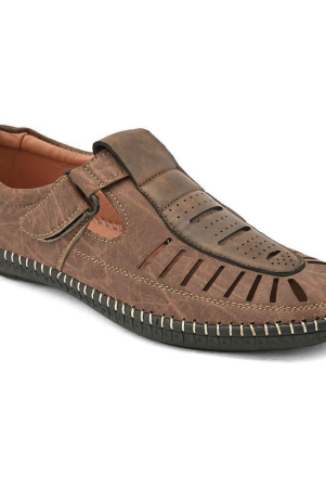 Leeport - Camel Men's Sandals - None