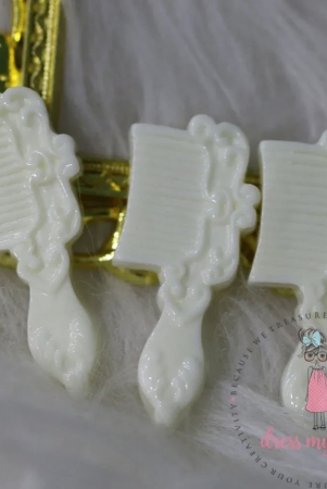 vintage-comb-white