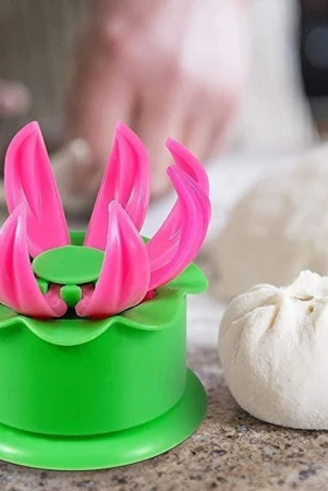 uttamrobotics-dumpling-moulds-plastic-momos-dumpling-maker-dough-press-mould-shapes