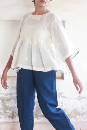 athangudi-top-white-xl