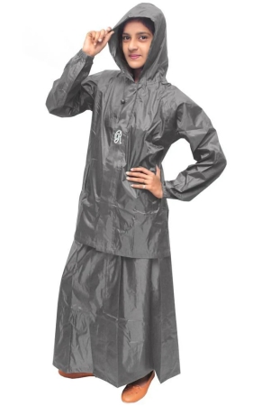 goodluck-waterproof-nylon-raincoat-set-grey-none