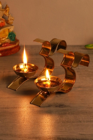 set-of-2-om-akhand-brass-dia-amaya-decors