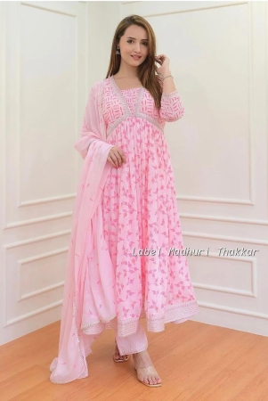 beautiful-chikankari-cotton-mulmul-suit-sets-a-perfect-outfit-for-any-festive-gatherings-m