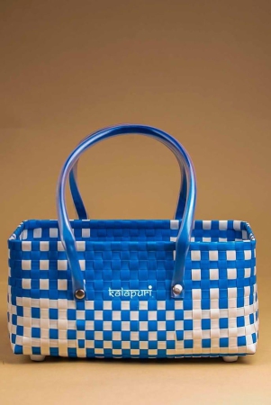 handmade-blue-white-half-basket