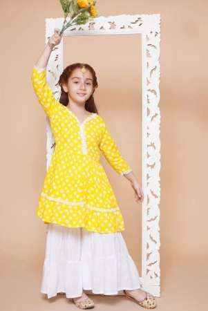 arshia-fashions-yellow-cotton-blend-girls-kurta-and-sharara-set-pack-of-1-none