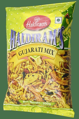 haldirams-gujarati-mix-namkeen-200-g-pouch