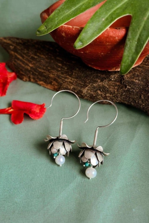 neeraja-silver-danglers-with-turquoise-bead-and-statement-fish-hook