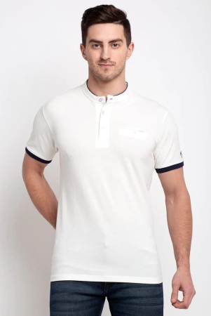 rodamo-men-off-white-solid-henley-neck-t-shirt