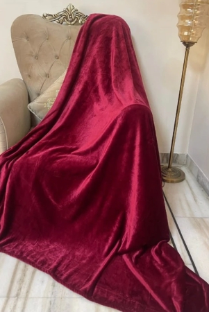 solid-double-ac-blanket-maroon