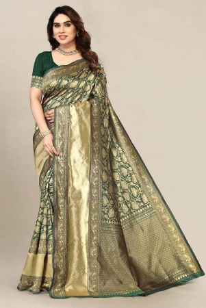 om-shantam-sarees-green-banarasi-silk-saree-with-blouse-piece-pack-of-1-green