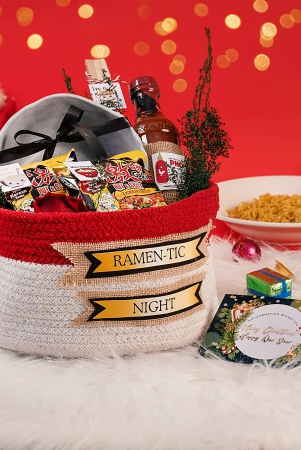 korean-ramen-gift-hamper