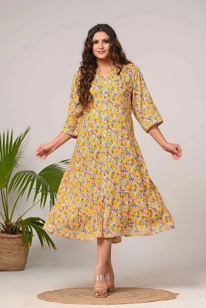 swasti-cotton-blend-printed-front-slit-womens-kurti-yellow-pack-of-1-none