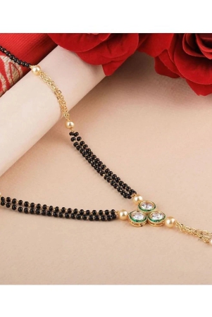 silver-shine-traditional-gold-plated-designer-pandent-mangalsutra-for-women-golden