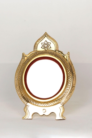 aranmula-kannadi-tabletop-original-metal-mirror-of-kerala-