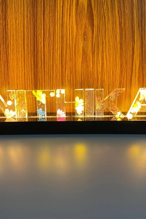 handcrafted-resin-alphabet-name-led-lamp-stand-10-letters