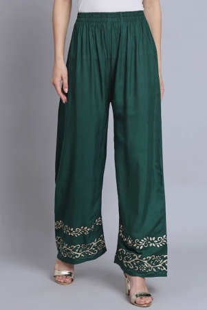 women-ethnic-motifs-hem-design-palazzos