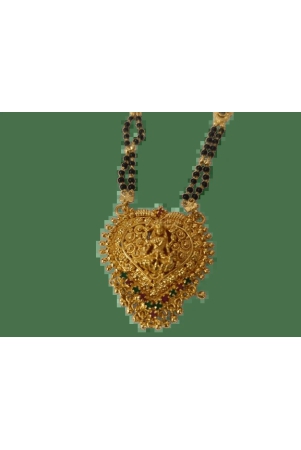 mangalsutra-chain-with-black-beads-and-dual-pendants