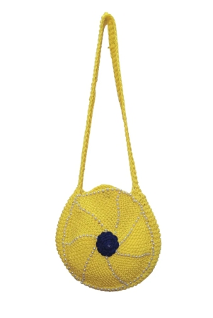 handmade-macrame-round-shoulder-bag-for-girls