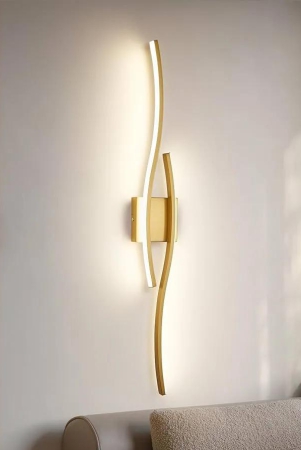 hdc-800mm-long-metal-wave-wall-light-golden