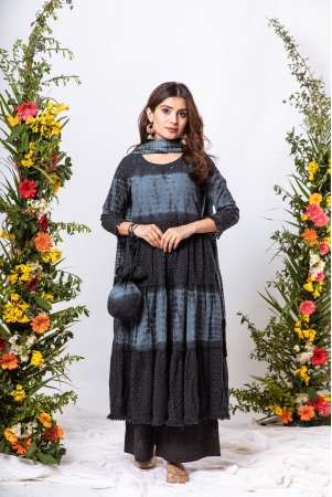 womens-cotton-black-flared-tiered-kurta-palazzo-and-dupatta-with-fancy-potli-set-xl-black