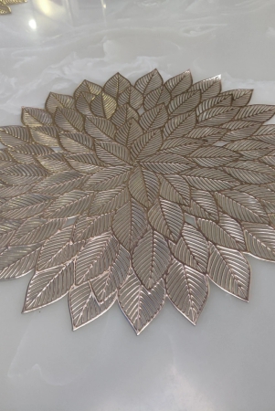 petals-laser-cut-metallic-look-dining-set-of-6-gold-set-of-6