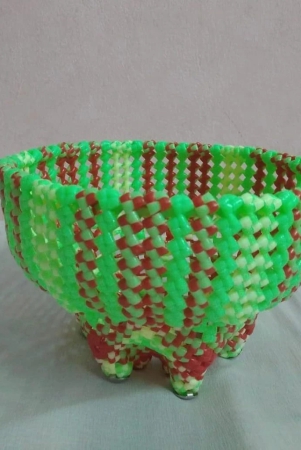 handwoven-plastic-fruit-basket