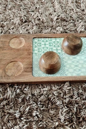 green-wooden-platter-with-2-bowls-set-of-3