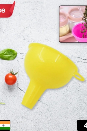 silicone-funnel-for-pouring-oil-sauce-water-juice-and-small-food-grainsfood-grade-silicone-funnel-yellow