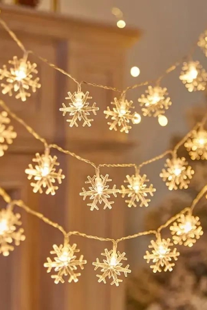 string-lights-snow-flake