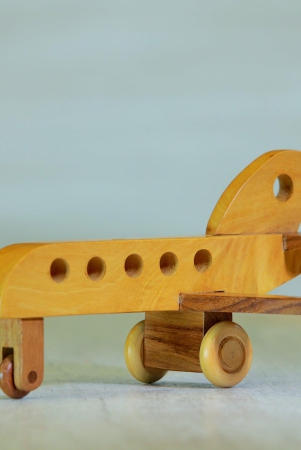 wooden-aeroplane-toys-