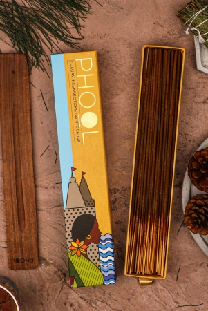 phool-natural-incense-sticks-white-cedar