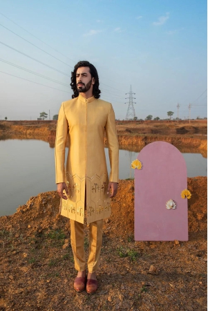 golden-glow-flamingo-sherwani-set-xl-gold