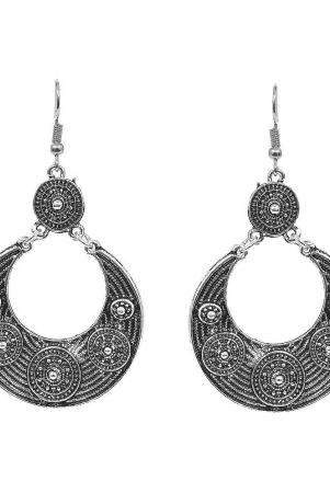 asmitta-pretty-designer-silver-plated-earrings-for-women-silver