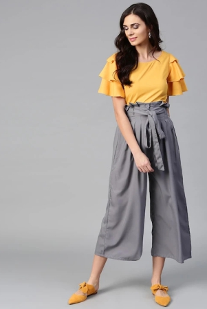 round-neck-ruffled-top-trousers