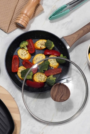 Non-stick Frying Pan with Lid