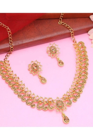 sukkhi-alloy-golden-traditional-necklaces-set-choker-golden