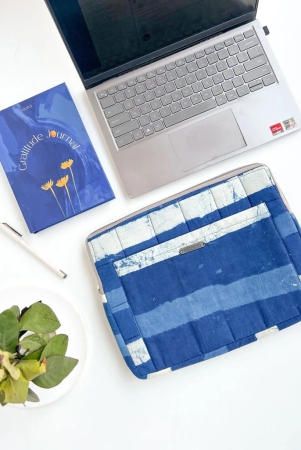 sustainable-handmade-cotton-laptop-sleevelaptop-cover-by-ekatra-indigo-stripes