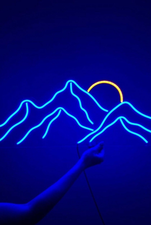 radiant-mountain-neon-sign-2-x-2-ft