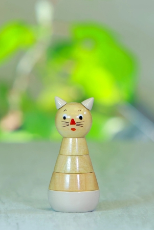 wooden-cat-stacking-toy-white