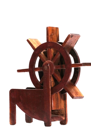 wooden-cart-wheel-handmade-decorative-collectibles-